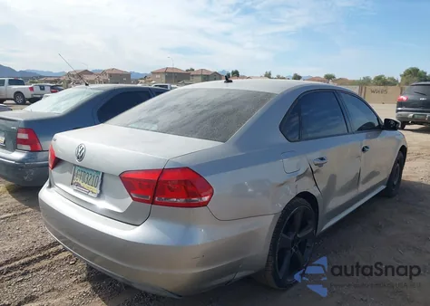 2013 Volkswagen Passat 2.5L S из США, поврежденный, VIN 1VWAP7A31DC003007